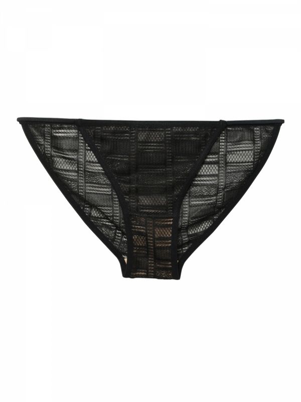 Geometry Lace Fit Shorts