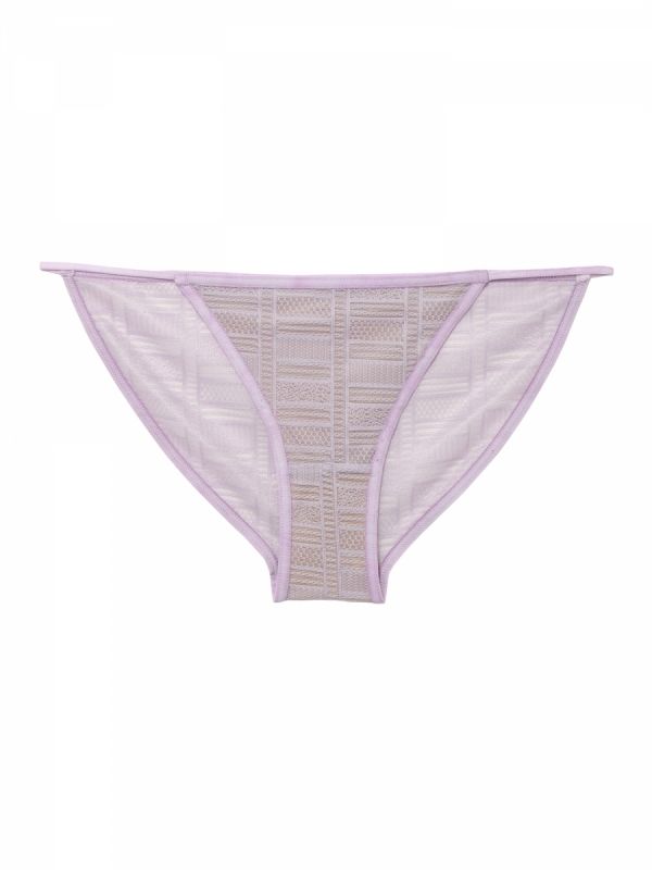 Geometry Lace Fit Shorts