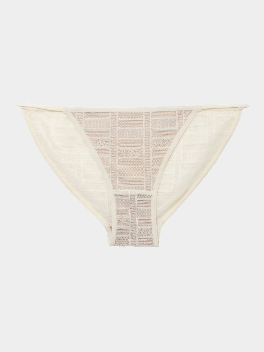 Geometry Lace Fit Shorts