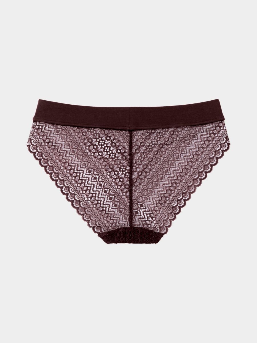 Pattern Over Lace Shorts