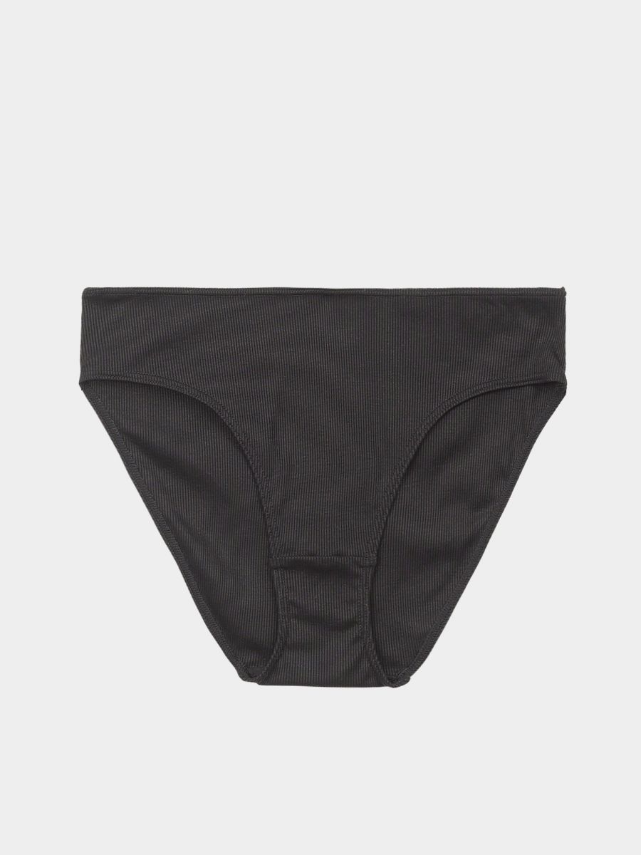 Backless Ribbed Shorts